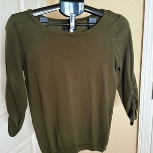 Markle Ruched 3Q Sleeve Pullover Olive